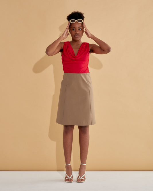 La jupe tailleur